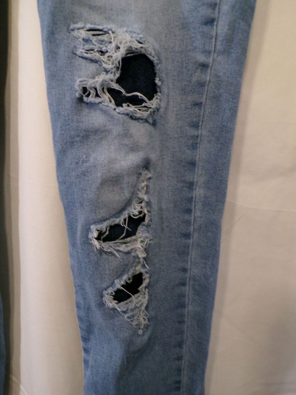 Justice Women 14 Plus Light Wash Distressed Super Skinny Jeans Mid Rise - Picture 2 of 5